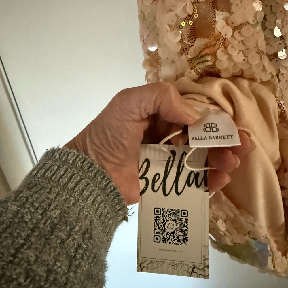 Bella Barnett Floral Lace V-Neck Dress - Picture 7 of 9